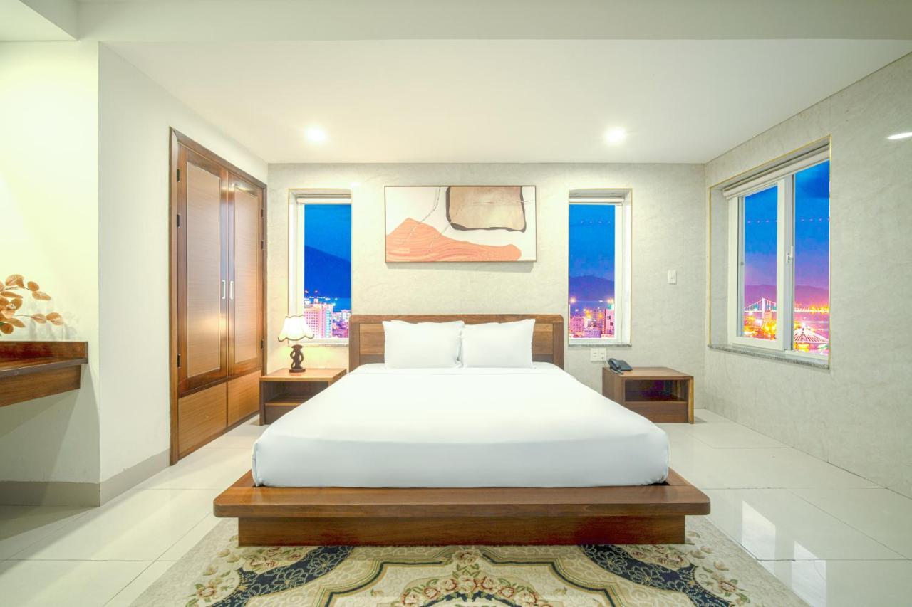 Emerald Boutique Hotel Danang Екстер'єр фото